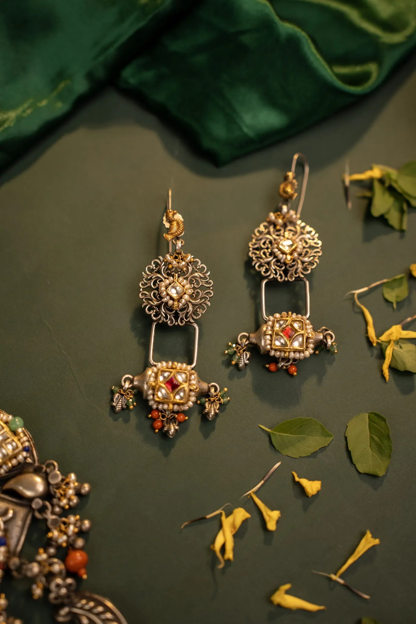 P925 Silver Aarika Kundan Tribal Dangle Earrings