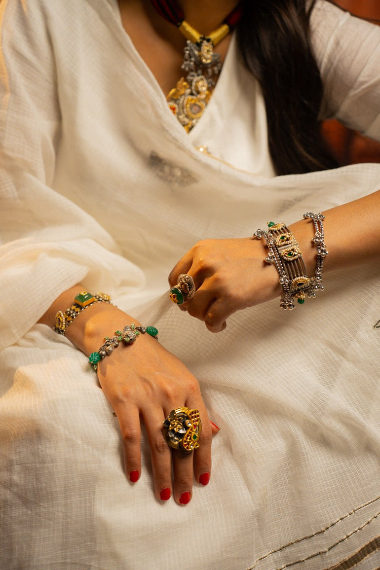 Bracelet & Kada