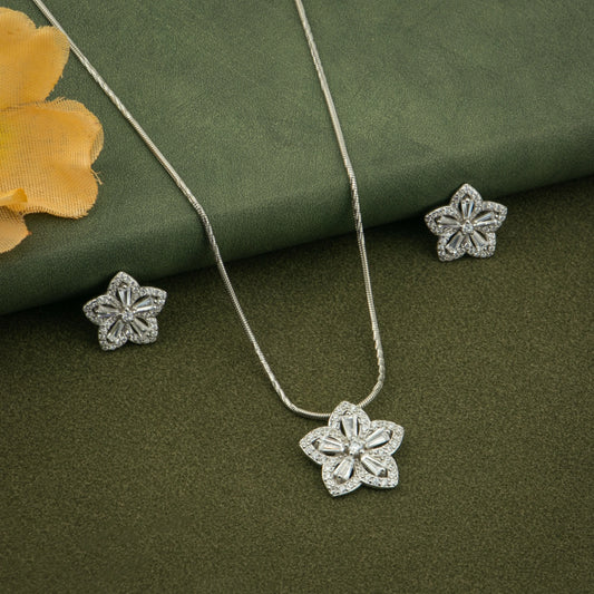 P925 Silver Cz Flora Sparkle Bloom Pendant Set Without Chain