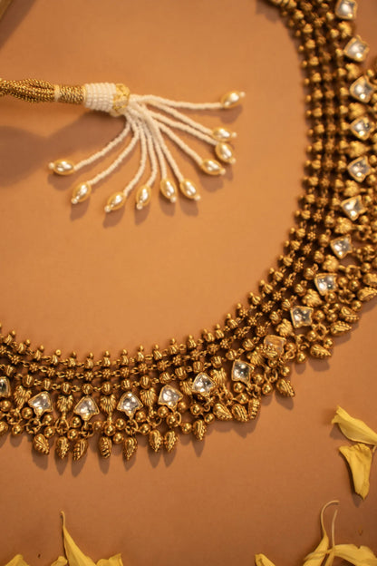 P925 Silver Kundan Gleam Temple Necklace