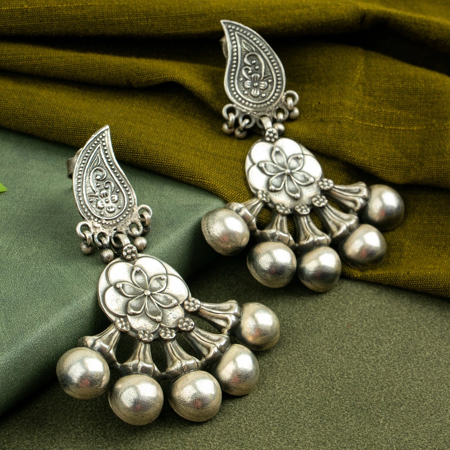 P925 Silver Pushpa Jhum Drop Earrings