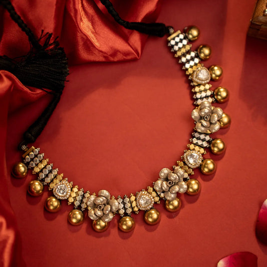 P92.5 Silver Monzonite Bloom Temple Choker Necklace