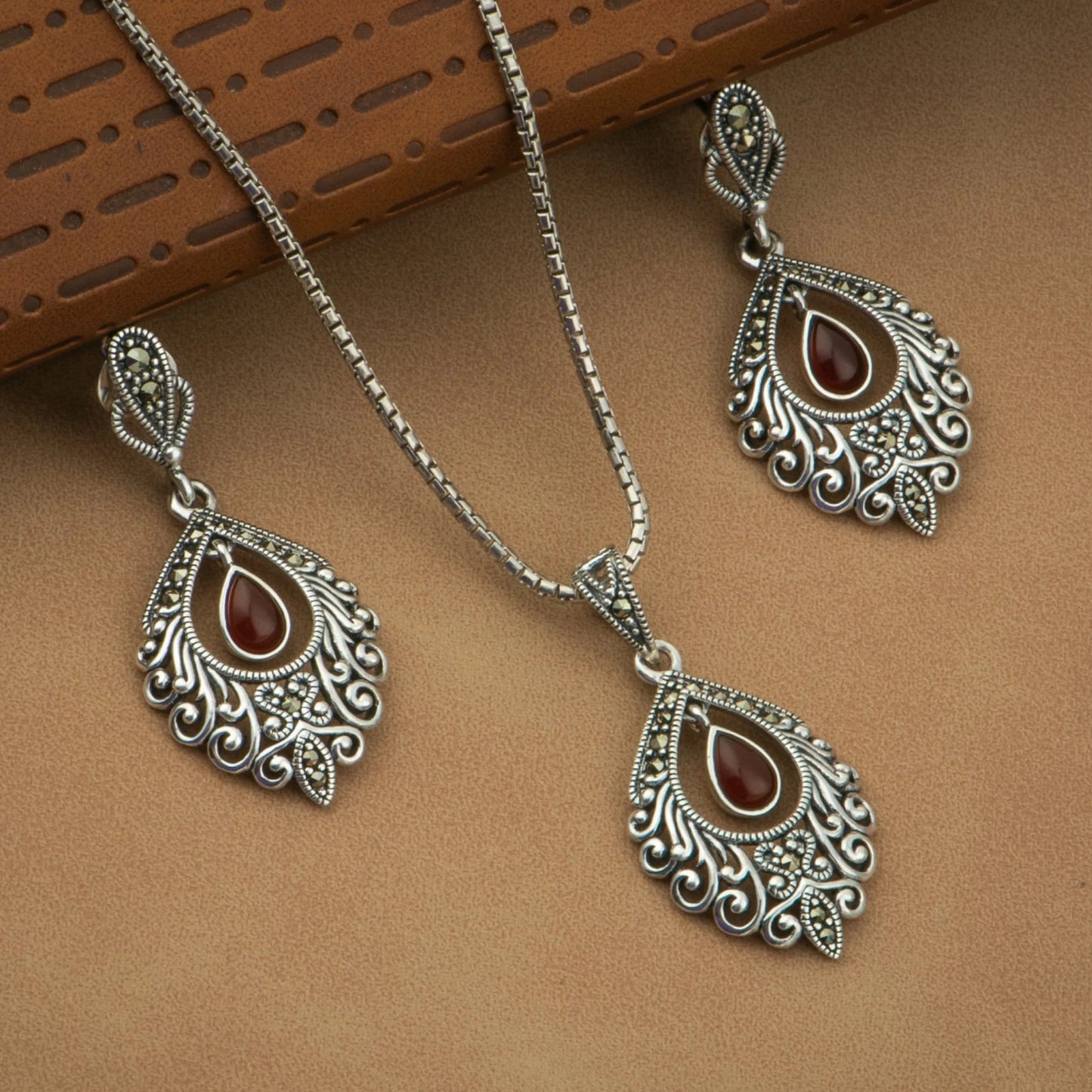 P925 Silver Marcasite Amber Drop Antique Pendant Set Without Chain