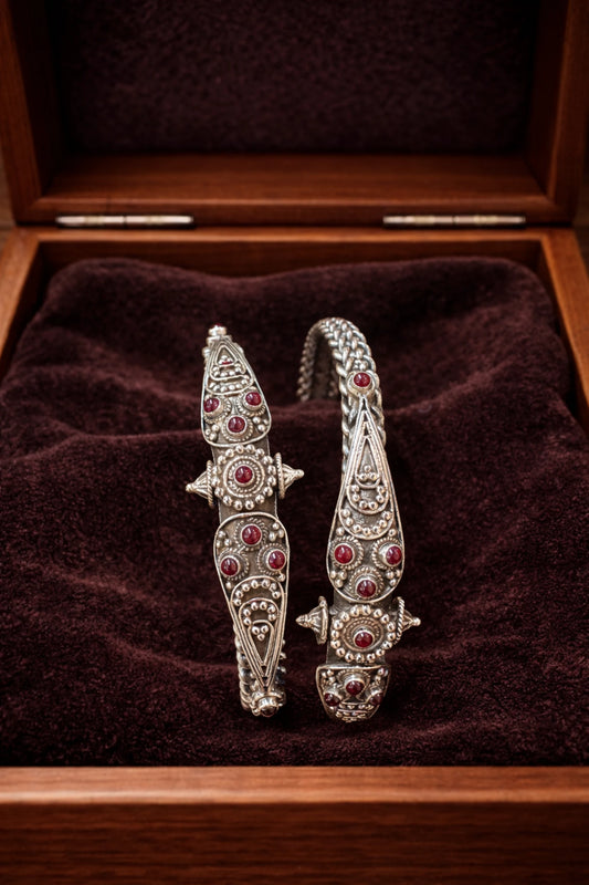 P925 Silver Ethnic Statement Silver Garnet Bangles