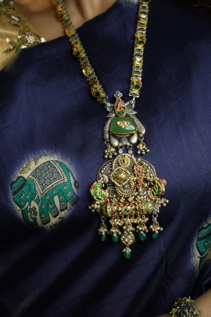P925 Silver Mayura Mudra Artistic Necklace