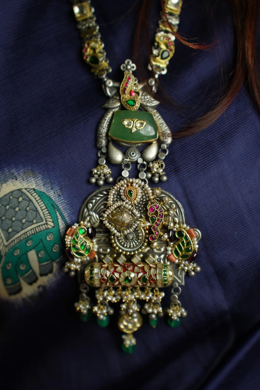 P925 Silver Mayura Mudra Artistic Necklace