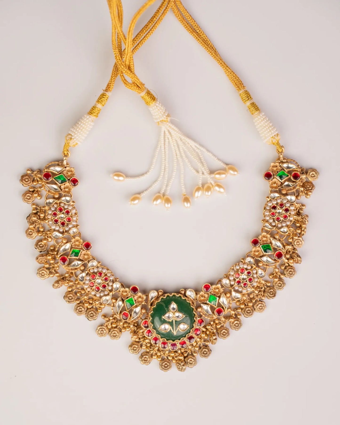 P925 Silver The Emerald Crest Necklace With Earrings