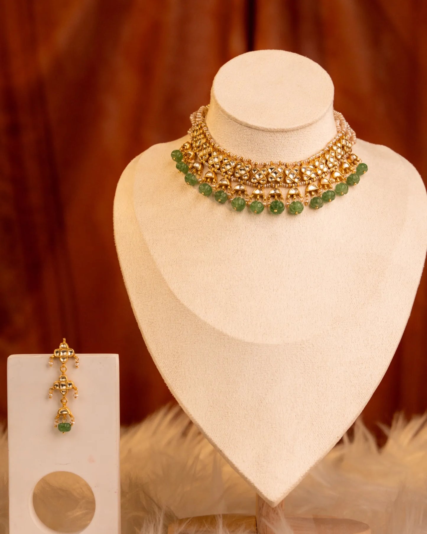 P925 Silver Emerald Jharoka Choker