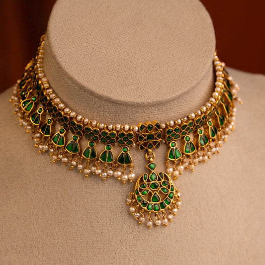 P925 Silver Ishira Green Temple Choker with earrings