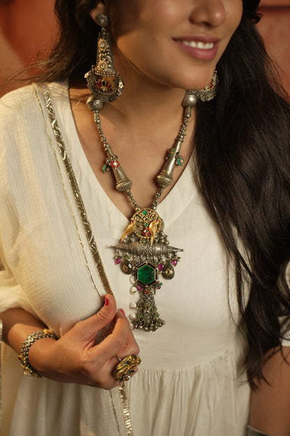 P925 Silver Vantara Parrot Heritage Necklace
