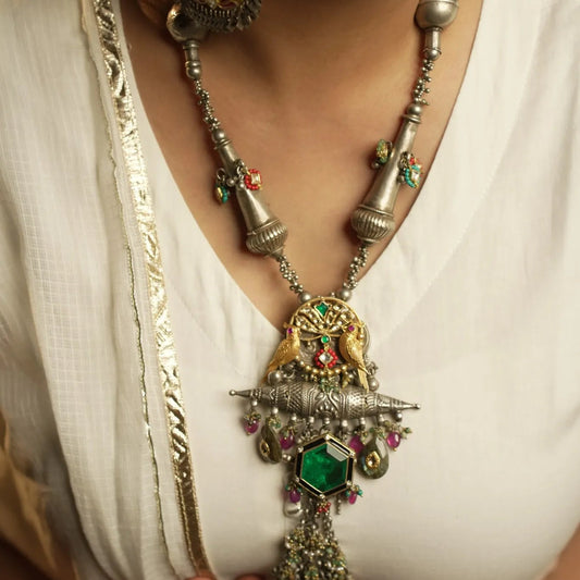 P925 Silver Vantara Parrot Heritage Necklace