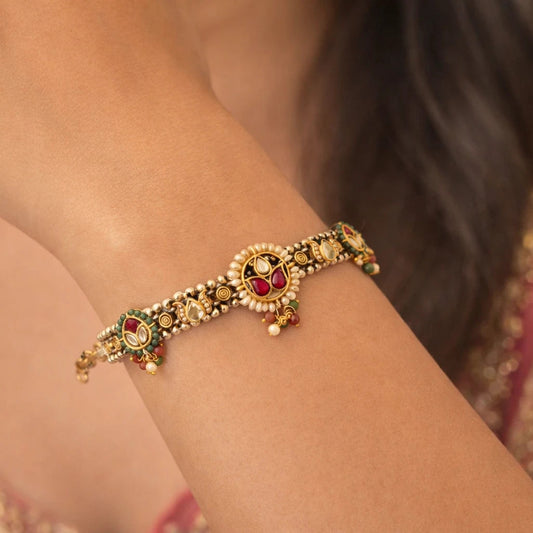 P925 Silver Kundan Pushpa Bracelet
