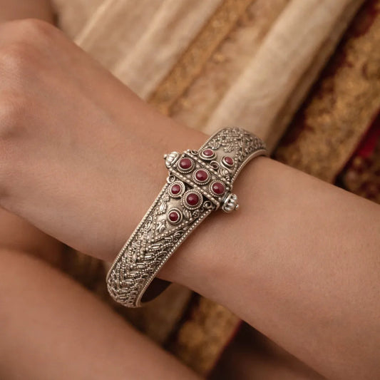 P925 Silver Royal Filigree Ruby Heritage Single Kada