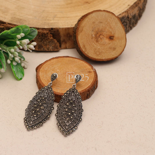 P925 Leaf Shaped Modern Earrings