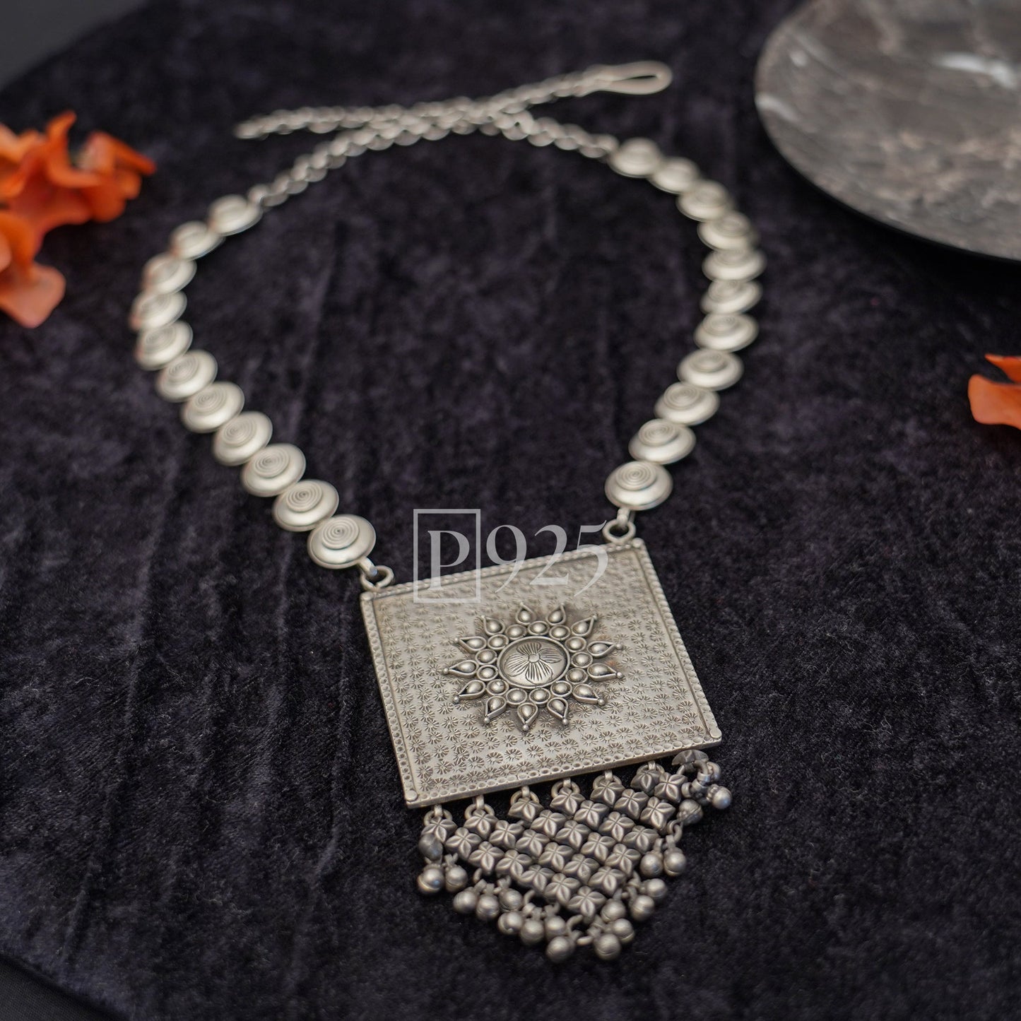 P925 Silver Box Chain Antique Neckpiece