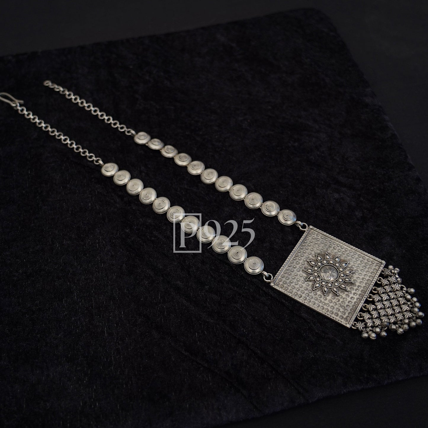 P925 Silver Box Chain Antique Neckpiece