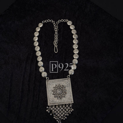 P925 Silver Box Chain Antique Neckpiece