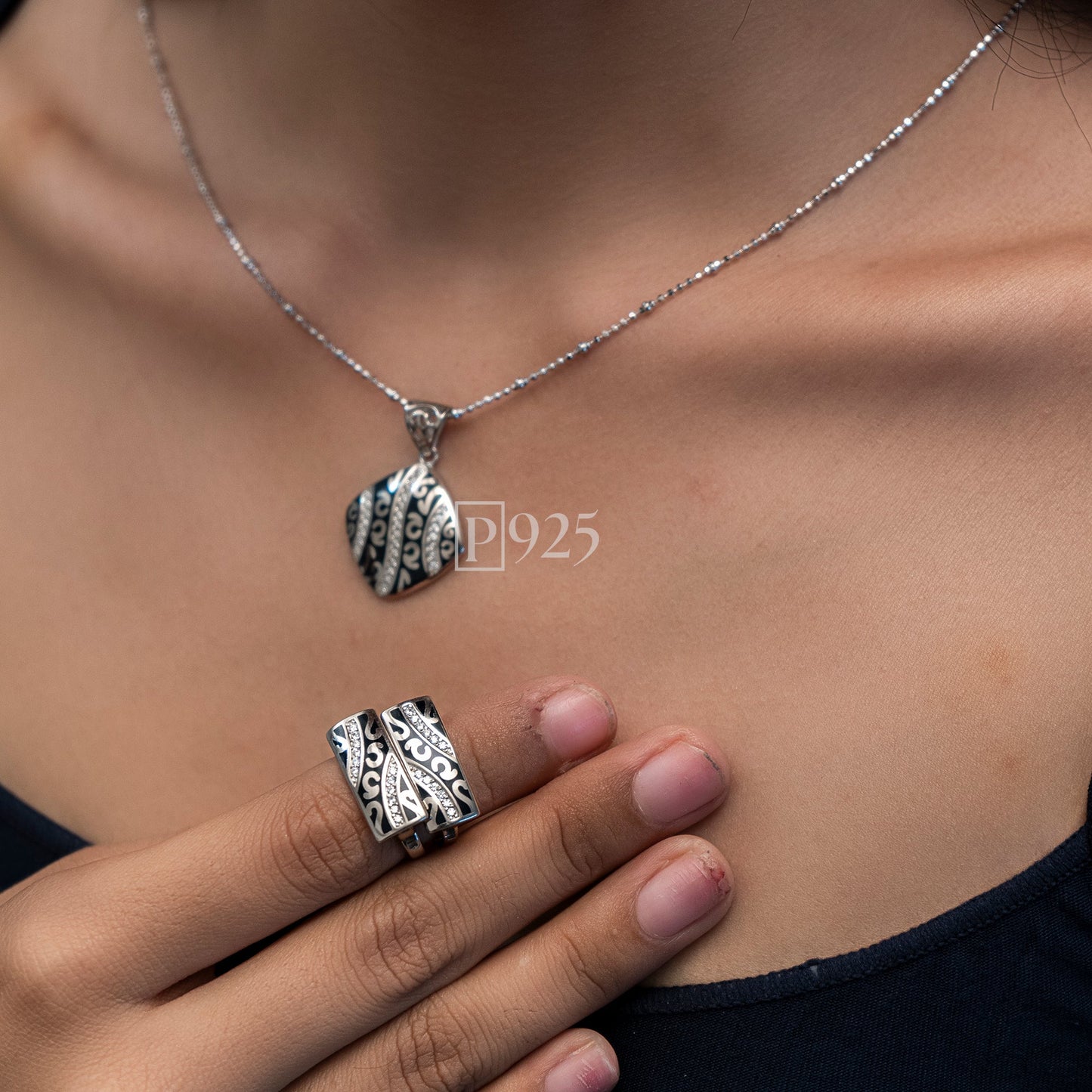 P925 Silver CZ diamond pendant set with minakari