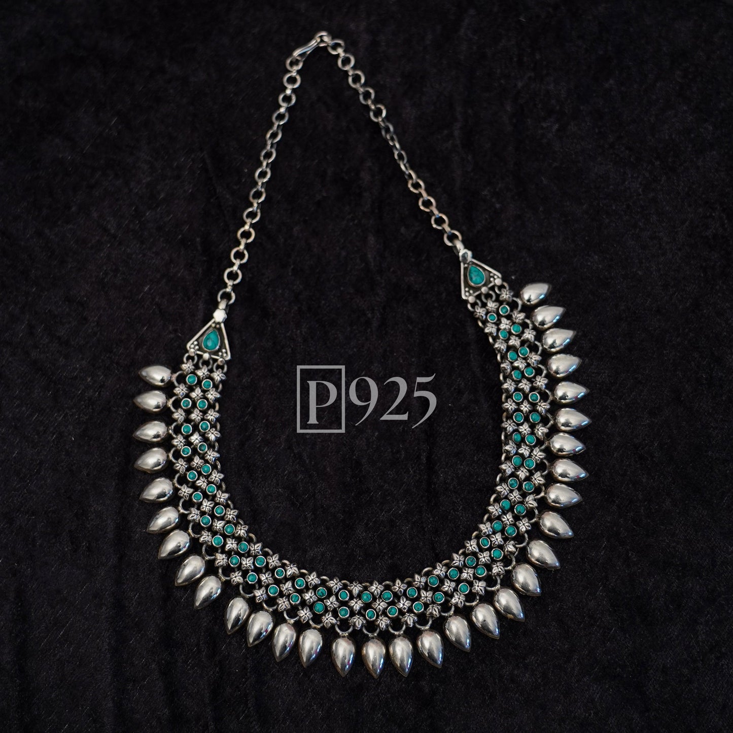 P925 Teal Blue Alvira Neckpiece