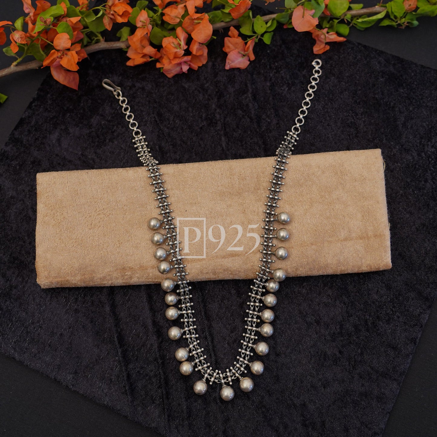 P925 Pearl Silver Neckpiece