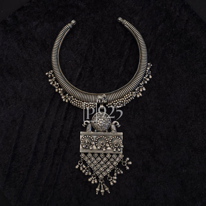 P925 Everling Vintange Neckpiece