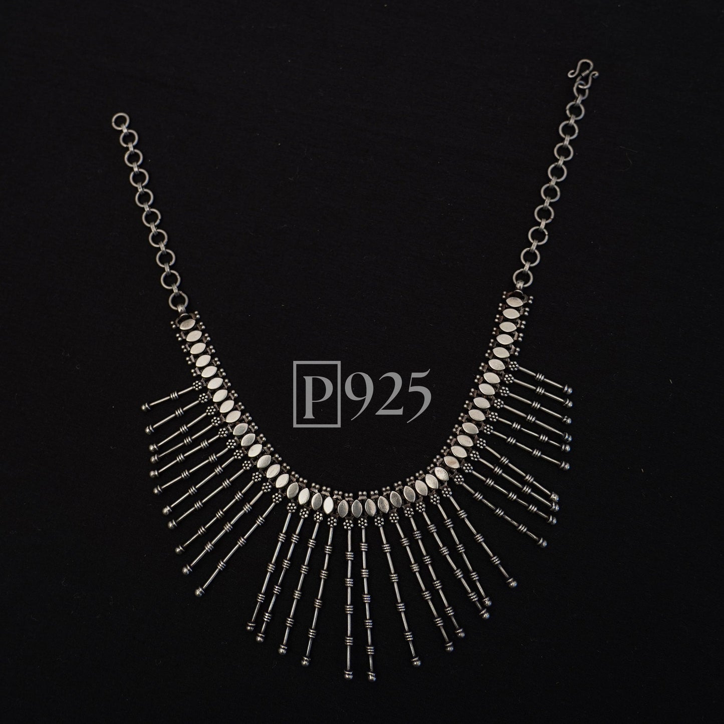 P925 Trink Wink Antique Neckpiece