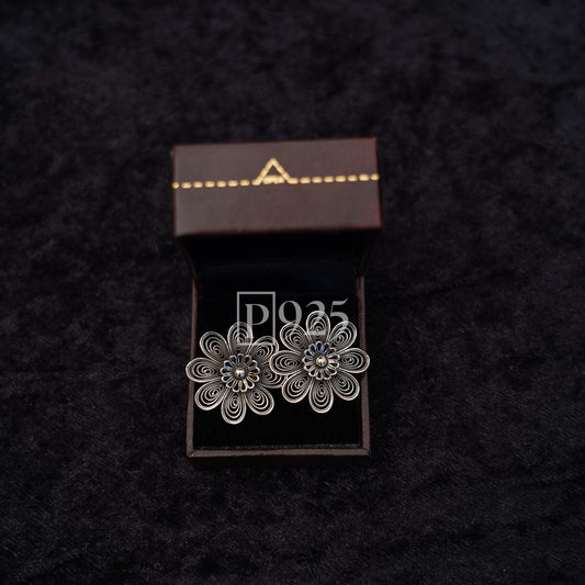 P925 Floral Fantasy Studs