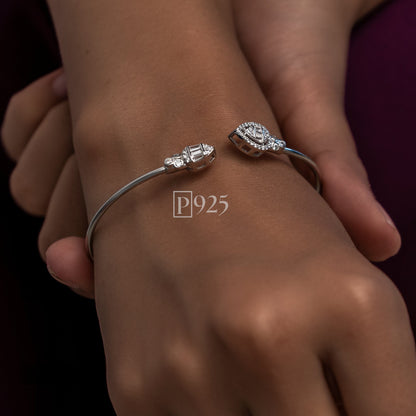 P925 silver dazzling kada bracelet