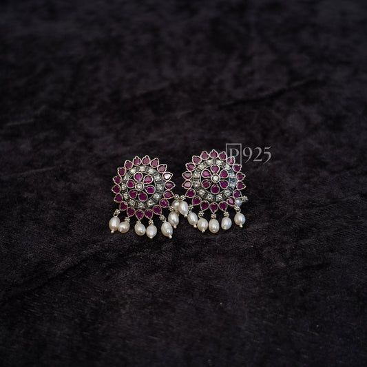 P925 Youberry Antique Earrings