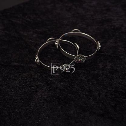 P925 Multi Cutstone Antique Silver Bangles