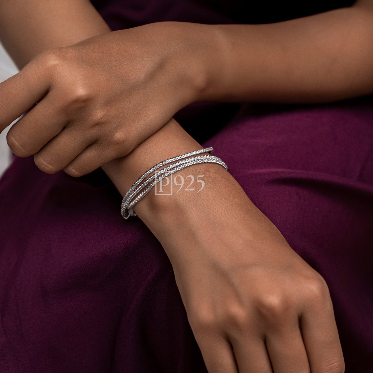 P925 silver luxurious solitaire loose bracelet