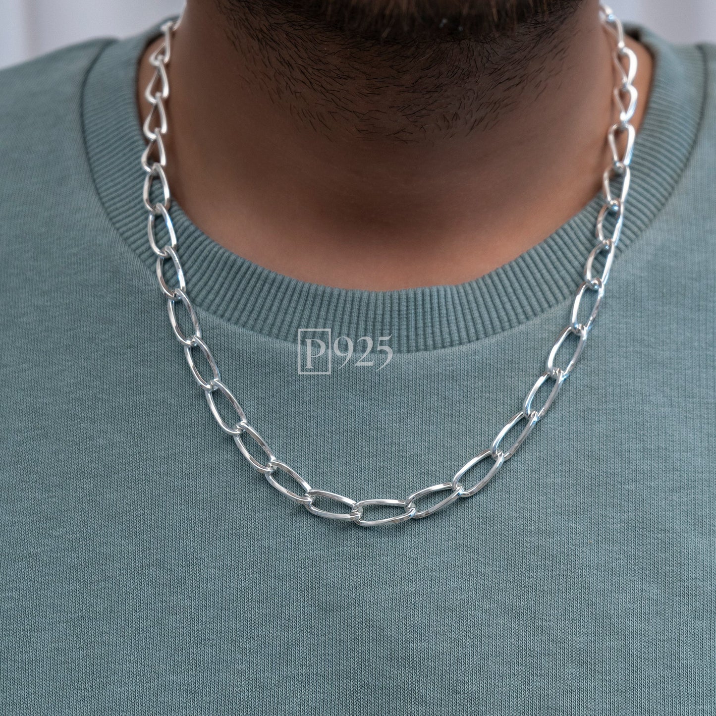 P925 silver sleek light weight men chain