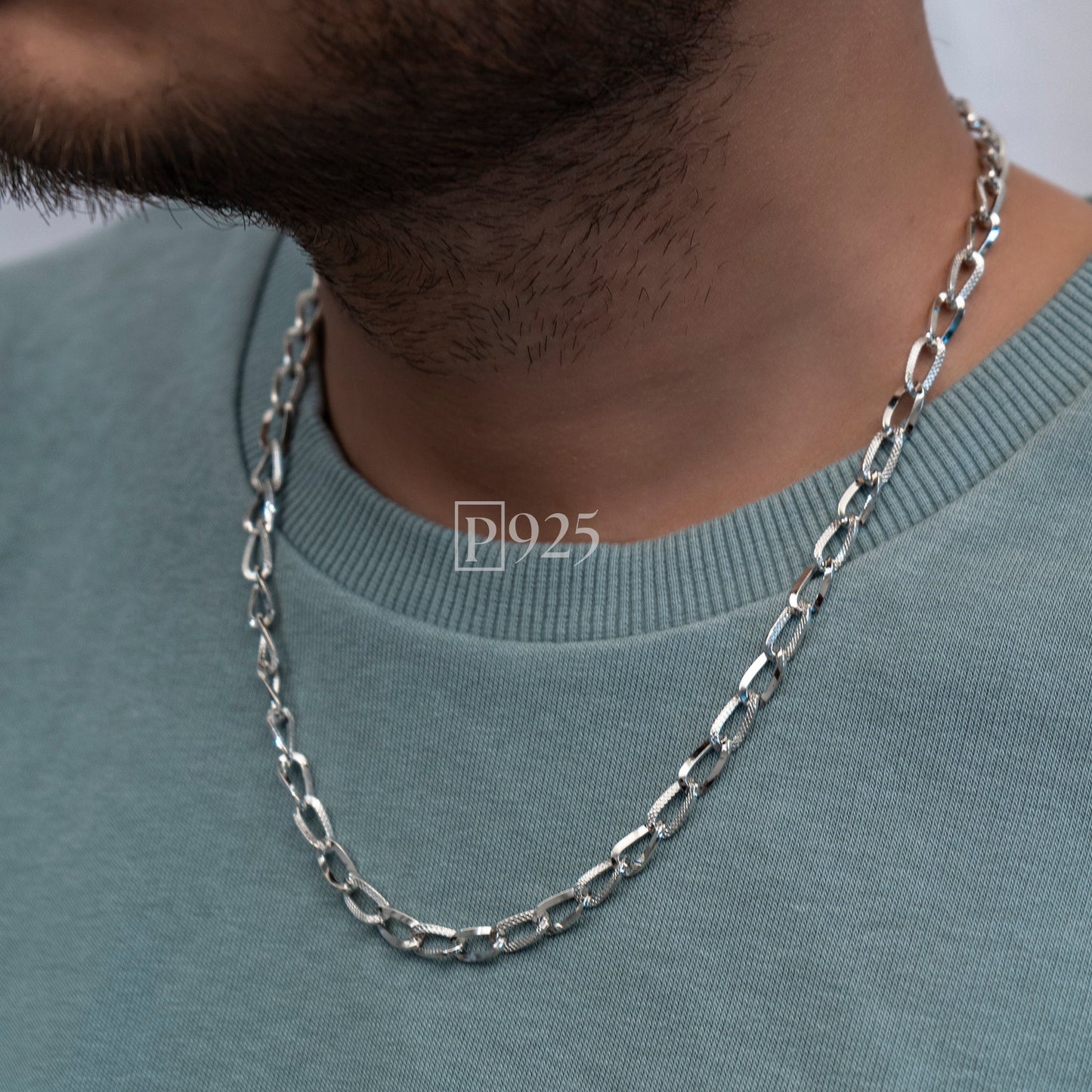 P925 silver sleek light weight men chain