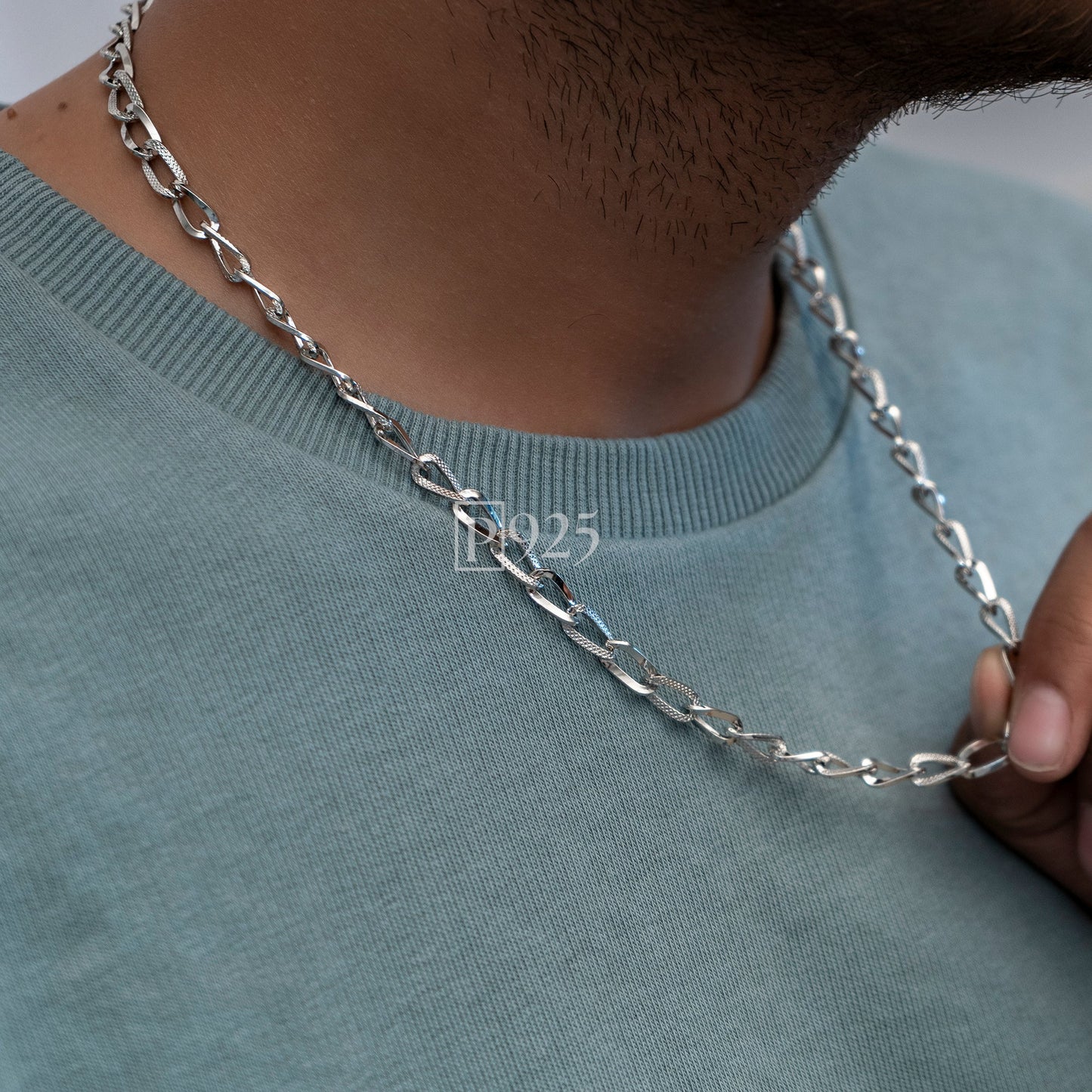 P925 silver sleek light weight men chain