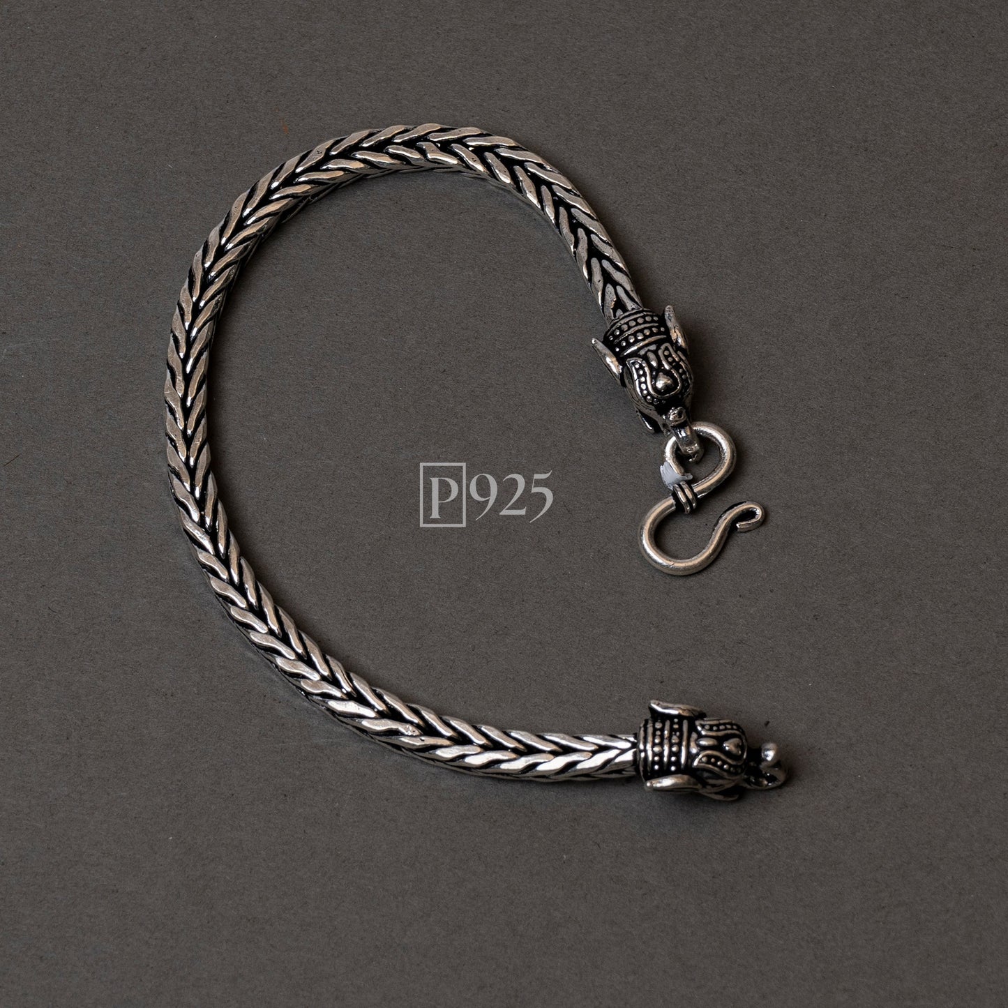 P925 Silver antique elephant trunk face bracelet for men