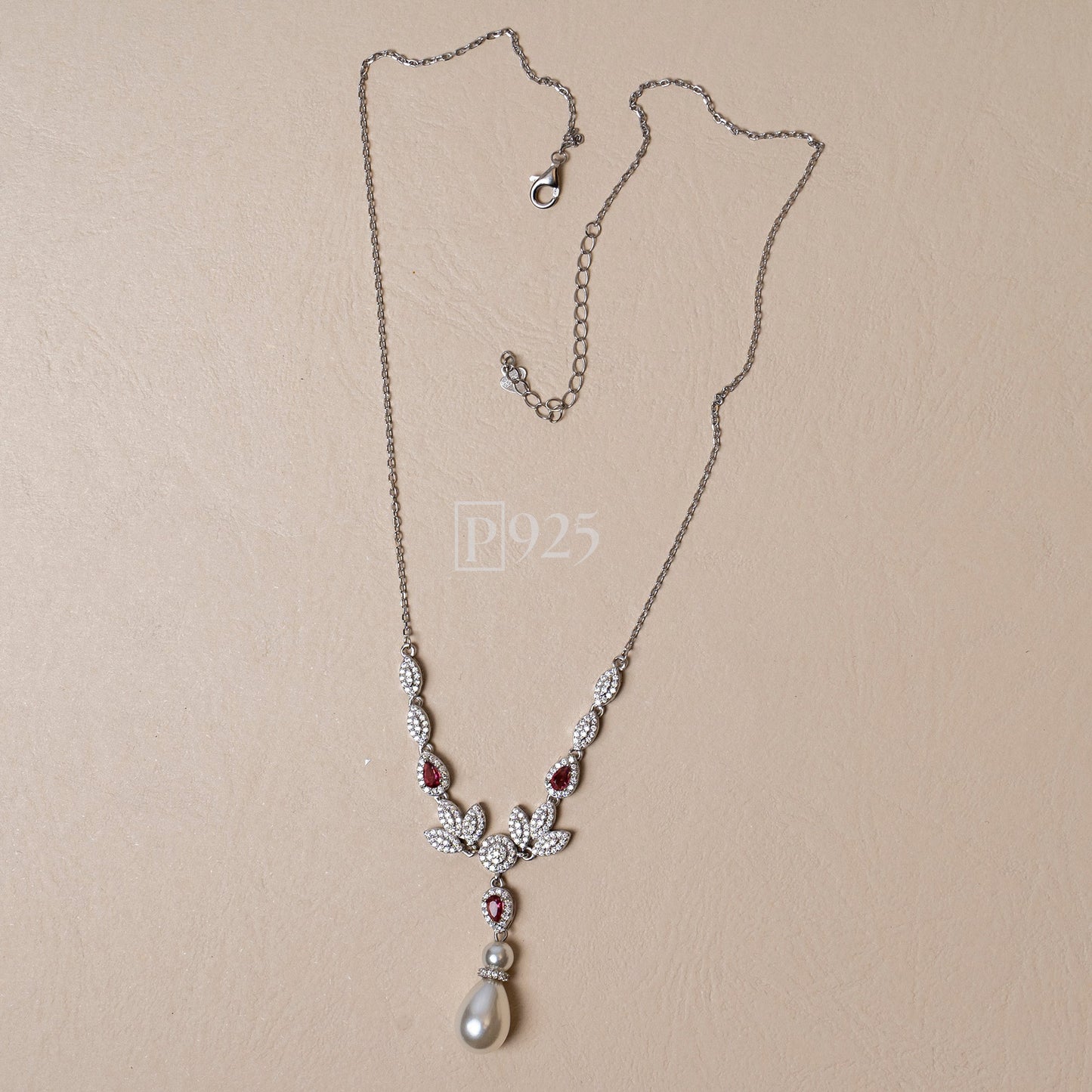 P925 Silver The Simple Sophistication cz diamond necklace