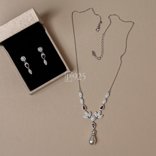 P925 Silver The Simple Sophistication cz diamond necklace