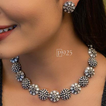 P925 Classic Silver Flowers Necklace Blooming With Semi Precious Stones