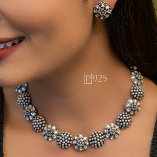 P925 Classic Silver Flowers Necklace Blooming With Semi Precious Stones