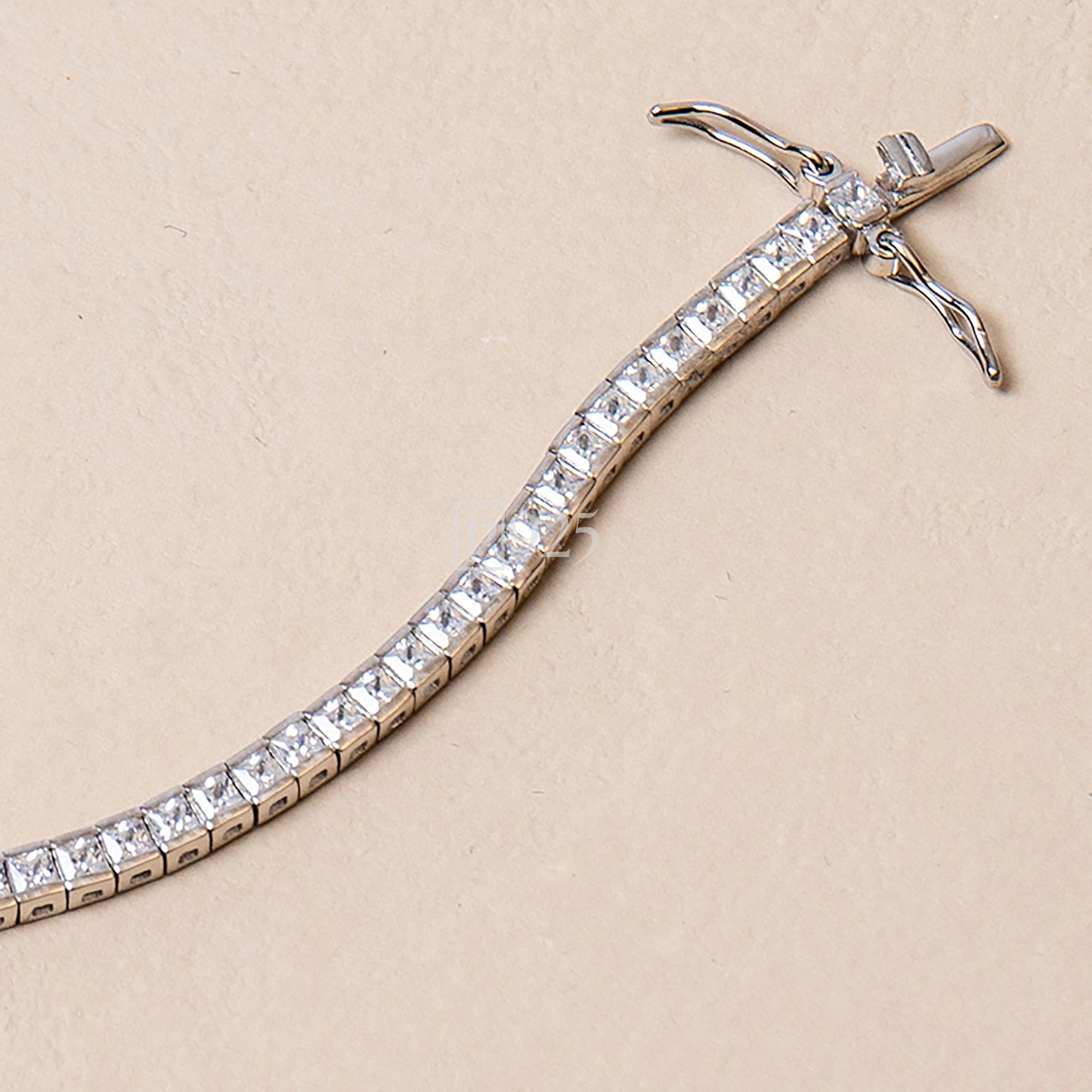 P925 Silver The Majestic cut cz diamond bracelet