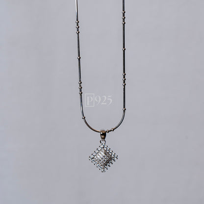 P925 Silver diamond shape pendant set