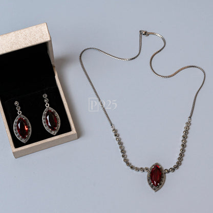 P925 Silver marcasite red garnet stone necklace set