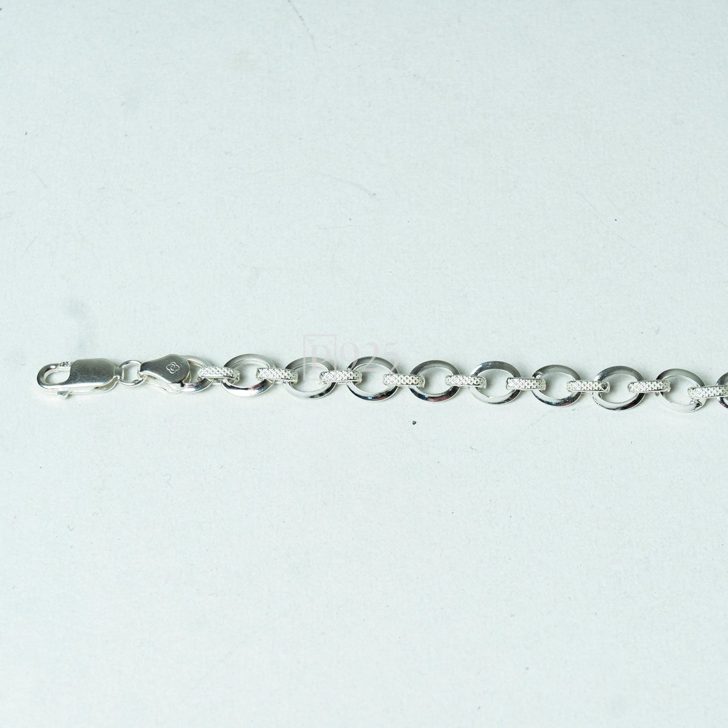 P925 SILVER LOOP SEQUENCE KIDS BRACELET