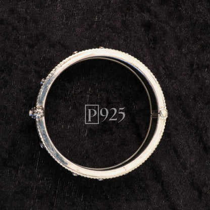 P925 Urban Lace Bangles